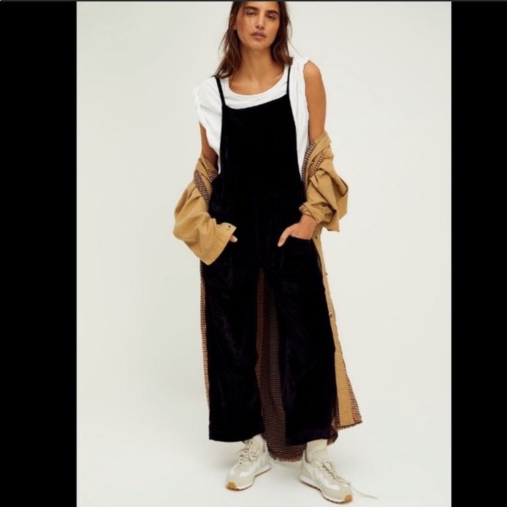 Free People Weekender Velvet Overall Black, M